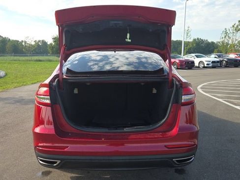 Used 2019 Ford Fusion Titanium AWD/4WD image 10