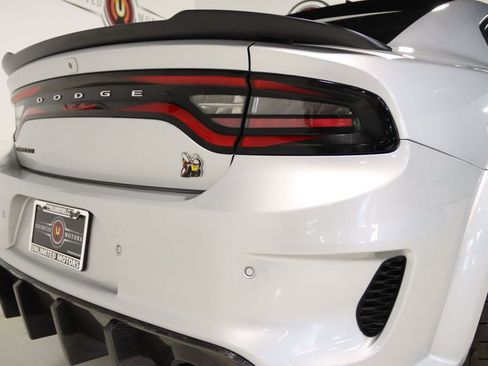 Used 2020 Dodge Charger Scat Pack RWD image 16