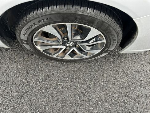 Used 2015 Honda Civic EX image 24