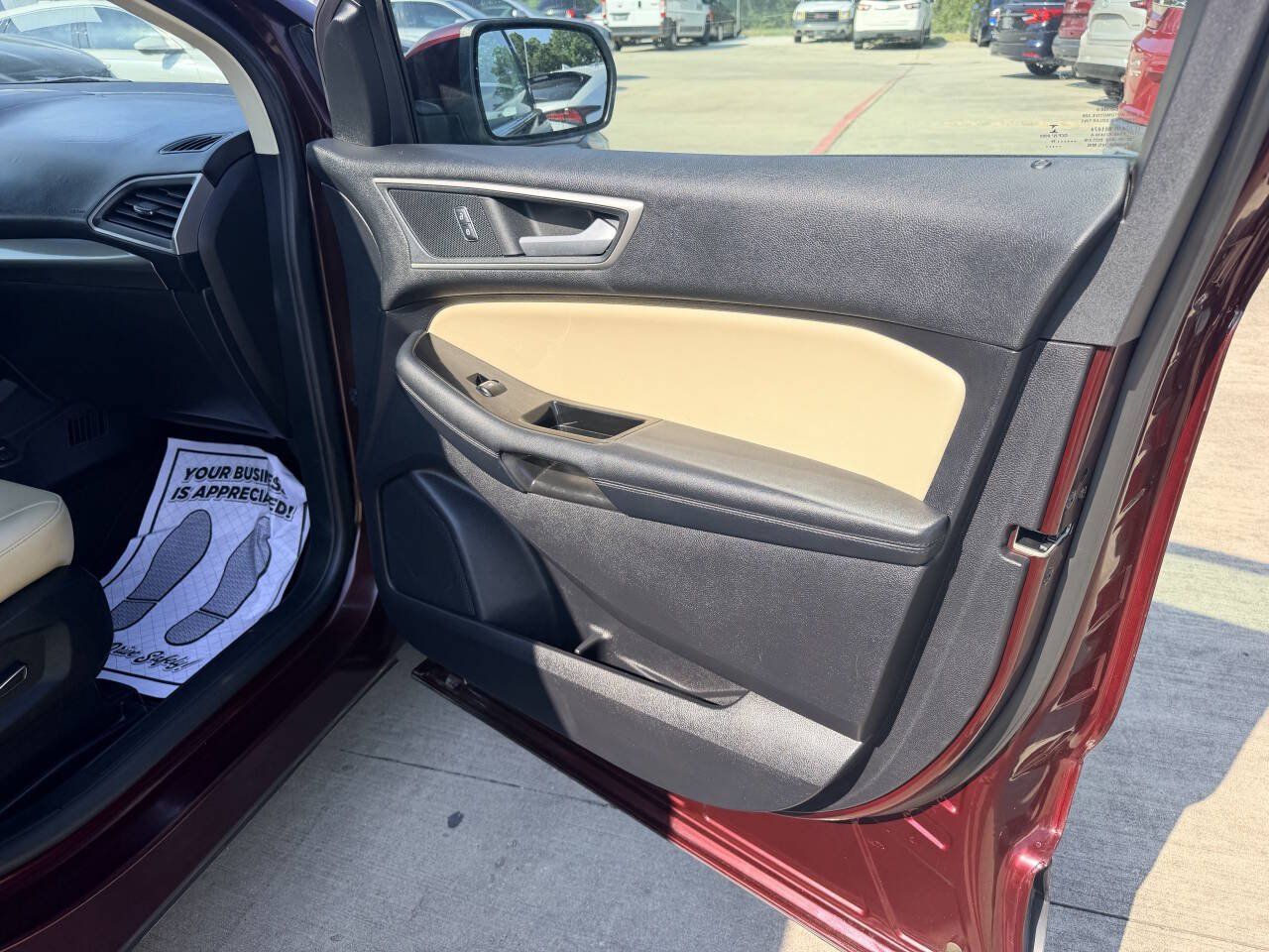 Used 2019 Ford Edge SEL w/ Equipment Group 201A AWD/4WD image 24