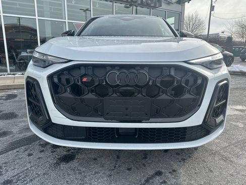 New 2025 Audi SQ5 Premium Plus image 9