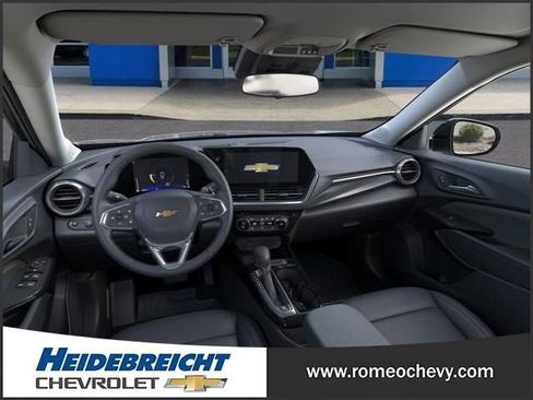 New 2025 Chevrolet Trax ACTIV w/ Driver Confidence Package image 16