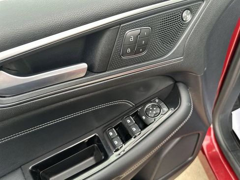 Used 2019 Ford Edge Titanium w/ Cold Weather Package image 26