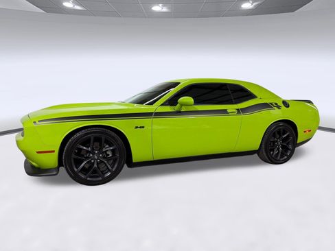 Used 2023 Dodge Challenger R/T w/ Plus Package RWD image 2