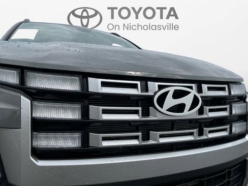 Used 2025 Hyundai Santa Cruz SEL image 10