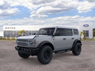 New 2026 Ford Bronco Badlands w/ Sasquatch Package AWD/4WD video 2