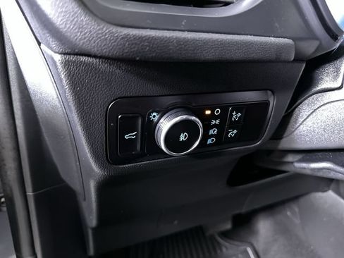 Used 2025 Ford Escape ST-Line Select AWD/4WD image 18