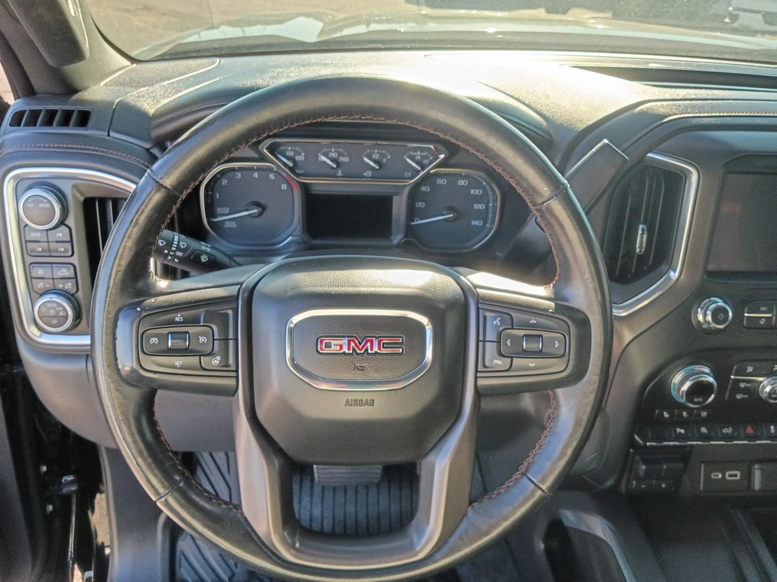 Used 2020 GMC Sierra 1500 AT4 w/ AT4 Premium Package AWD/4WD image 31