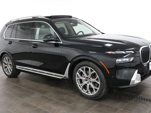Used 2024 BMW X7 xDrive40i AWD/4WD image 6