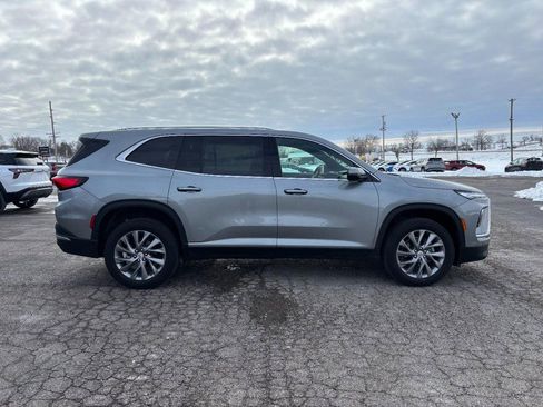 Certified 2025 Buick Enclave Preferred image 6