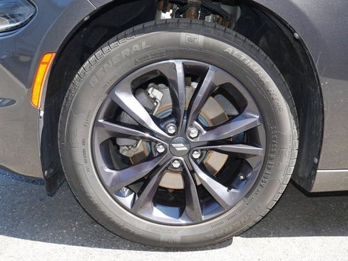 Used 2021 Dodge Charger SXT w/ Blacktop Package image 11