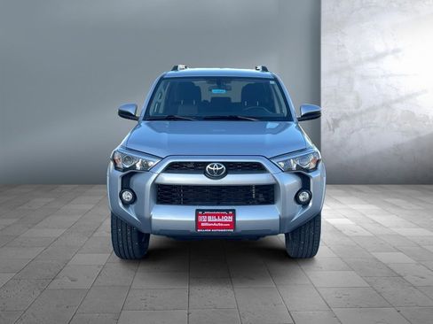 Used 2019 Toyota 4Runner SR5 image 2