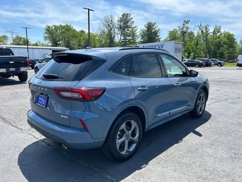 Certified 2024 Ford Escape ST-Line w/ Tech Pack #1 AWD/4WD image 15