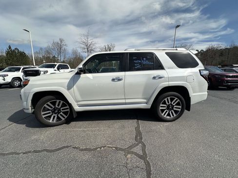 Used 2022 Toyota 4Runner Limited image 41