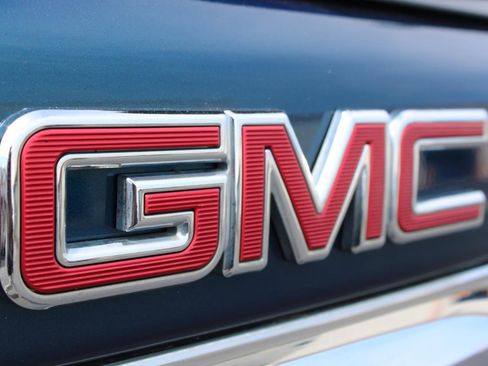 Used 2020 GMC Terrain SLT image 8