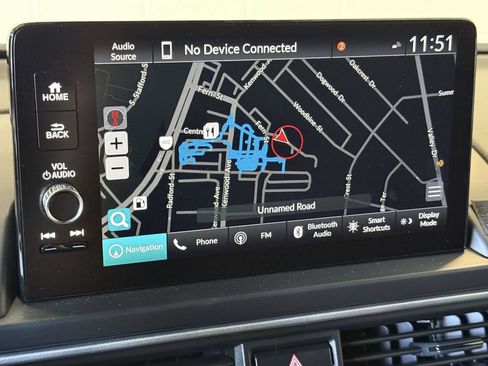 Used 2025 Honda Pilot Black Edition image 8