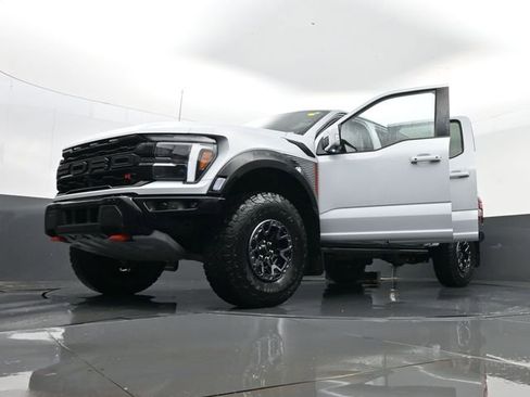 Used 2025 Ford F150 Raptor w/ Equipment Group 803A Raptor R AWD/4WD image 44