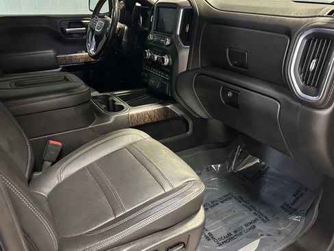 Used 2021 GMC Sierra 1500 Denali w/ Technology Package AWD/4WD image 18