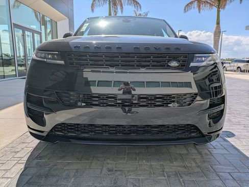New 2026 Land Rover Range Rover Sport Dynamic SE AWD/4WD image 10