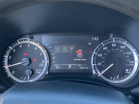 Certified 2023 Toyota Highlander L image 32