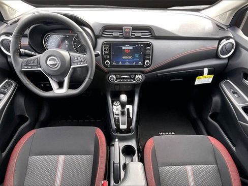New 2025 Nissan Versa SR w/ Trunk Package image 5
