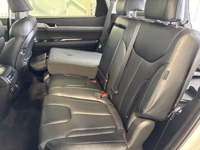 Used 2025 Hyundai Palisade SEL AWD/4WD image 16