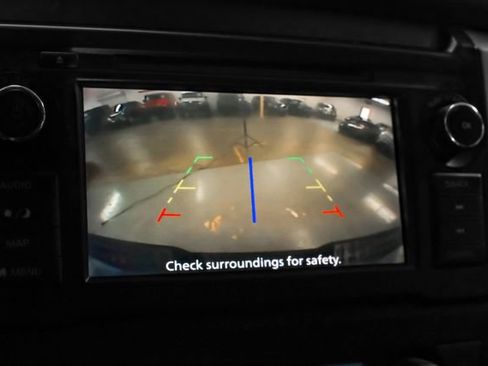 Used 2019 Nissan Titan PRO-4X image 23