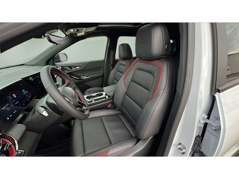 New 2026 Chevrolet Equinox RS w/ Convenience Package III AWD/4WD image 24
