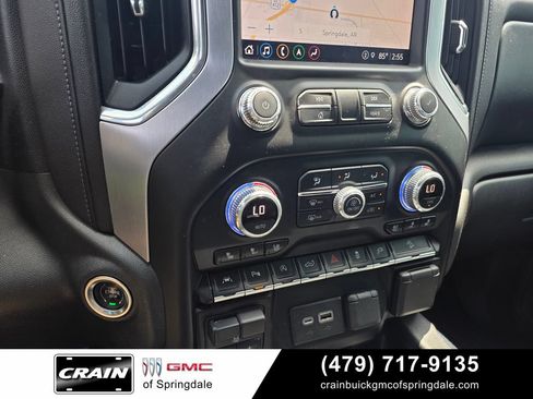 Used 2021 GMC Sierra 1500 SLT w/ SLT Premium Plus Package AWD/4WD image 19