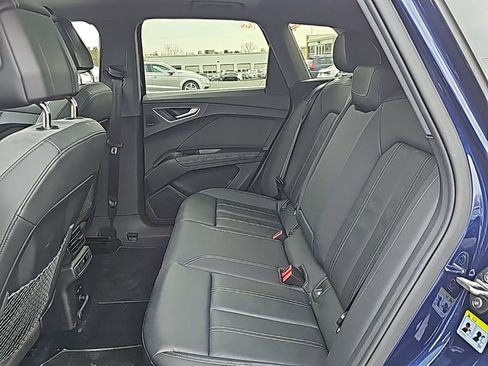 Used 2023 Audi Q4 e-tron Premium Plus w/ Premium Plus image 11