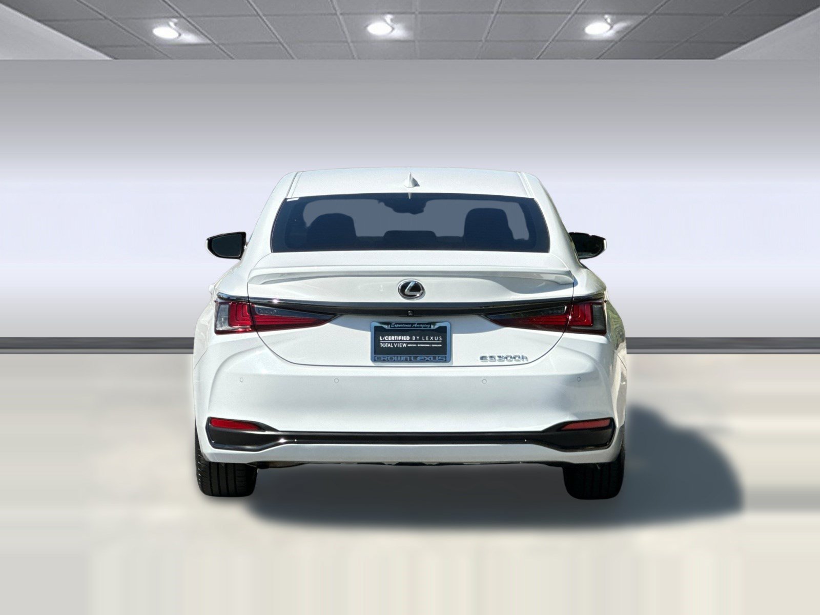 Used 2025 Lexus ES 300h F Sport w/ Accessory Package (Z1) FWD image 11