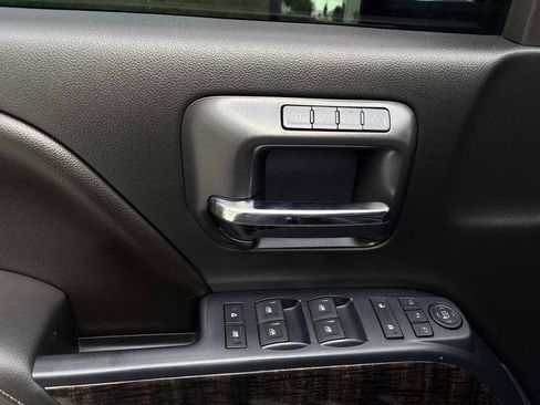 Used 2015 GMC Sierra 2500 Denali w/ Duramax Plus Package image 21