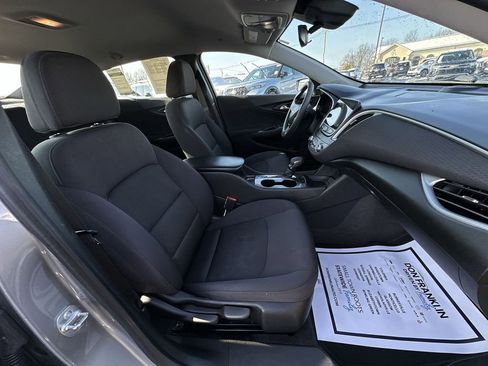 Used 2024 Chevrolet Malibu LS FWD image 23