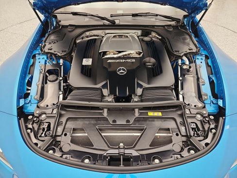 Certified 2022 Mercedes-Benz SL 63 AMG 4MATIC image 15