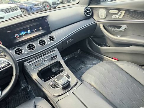 Certified 2020 Mercedes-Benz E 350 4MATIC Sedan w/ Parking Assistance Package image 35