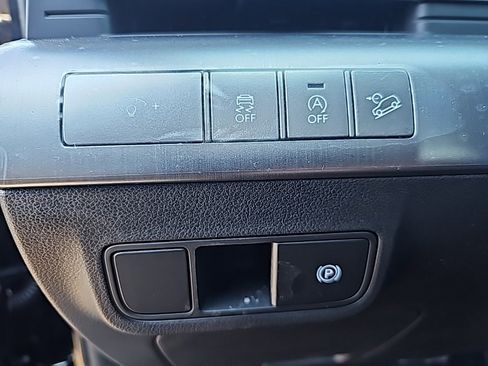 New 2026 Hyundai Kona SE image 14