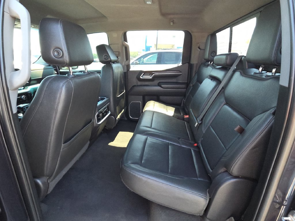 Used 2022 GMC Sierra 1500 SLT w/ SLT Convenience Package AWD/4WD image 30