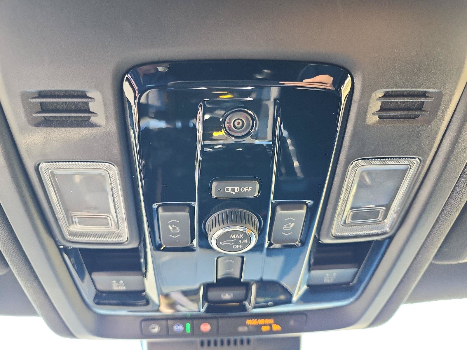 Used 2026 GMC Yukon Elevation w/ Elevation Premium Package AWD/4WD image 17