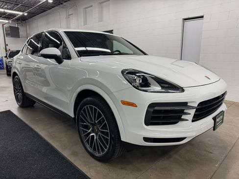 Used 2019 Porsche Cayenne S image 3