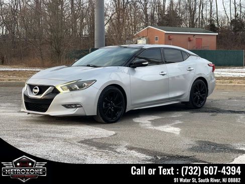 Used 2017 Nissan Maxima 3.5 SL FWD image 3