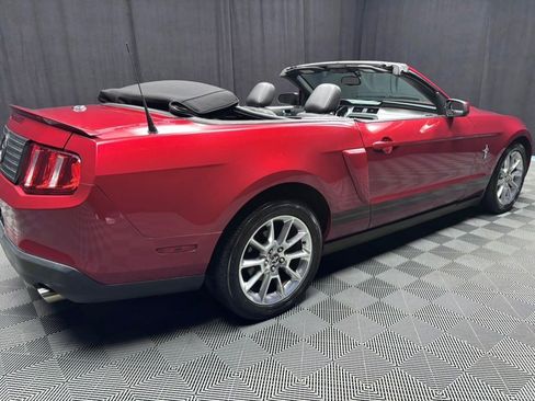 Used 2010 Ford Mustang Premium RWD image 25