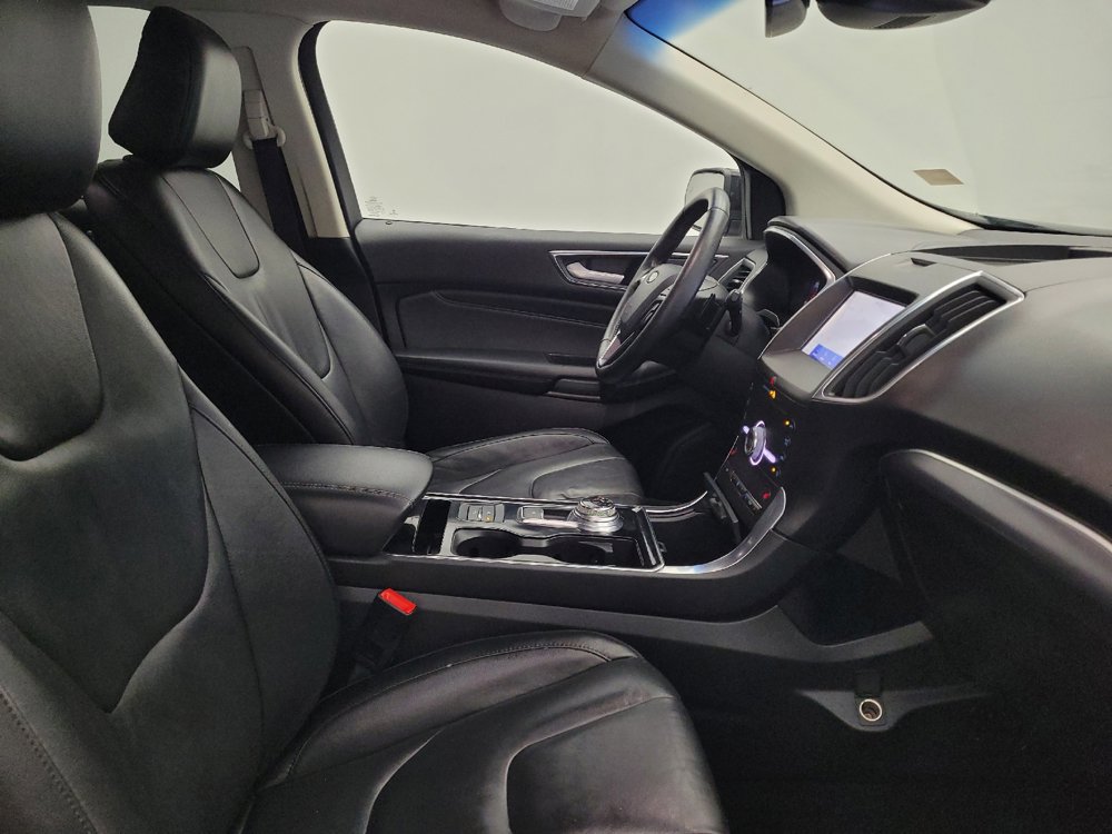 Used 2020 Ford Edge Titanium AWD/4WD image 21