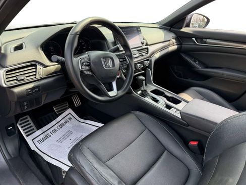 Used 2019 Honda Accord Sport image 11