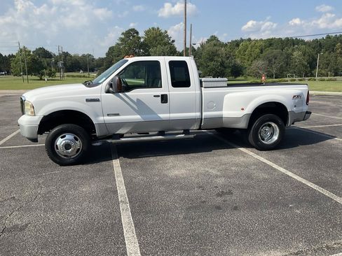Used 2006 Ford F350 XLT AWD/4WD image 13