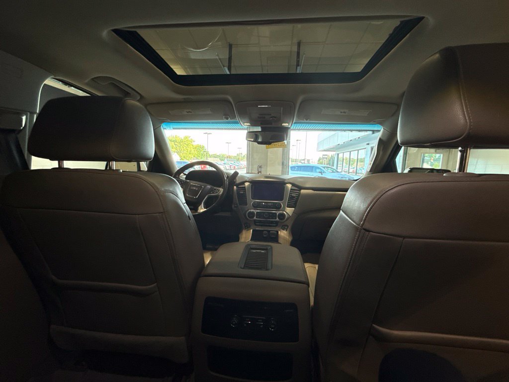Used 2017 GMC Yukon SLT w/ Premium Edition AWD/4WD image 14