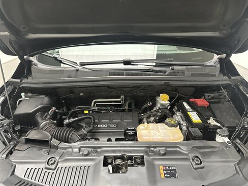 Used 2019 Chevrolet Trax LT w/ LT Convenience Package image 36