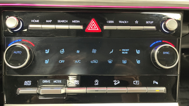 Used 2025 Hyundai Santa Fe Calligraphy AWD/4WD image 18