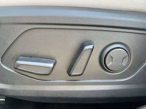 Used 2025 Hyundai Tucson SEL FWD image 34