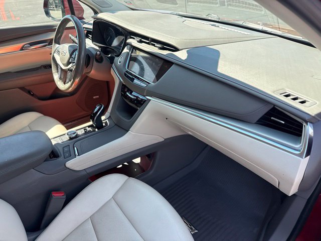 Used 2023 Cadillac XT5 Premium Luxury w/ Technology Package FWD image 15