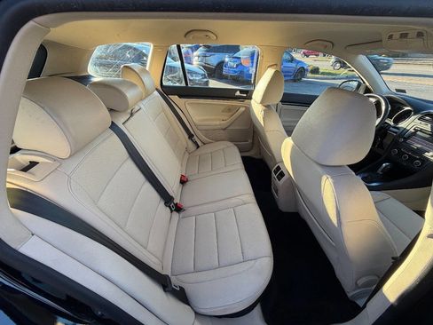 Used 2014 Volkswagen Jetta SE image 23